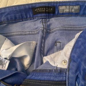 Aeropostal size 0 high rise skinny jeans.